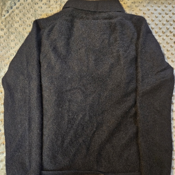 Classic Timeless Black Cashmere Women's Sweater Quiet Luxury Buttons Soft - Picture 6 of 13